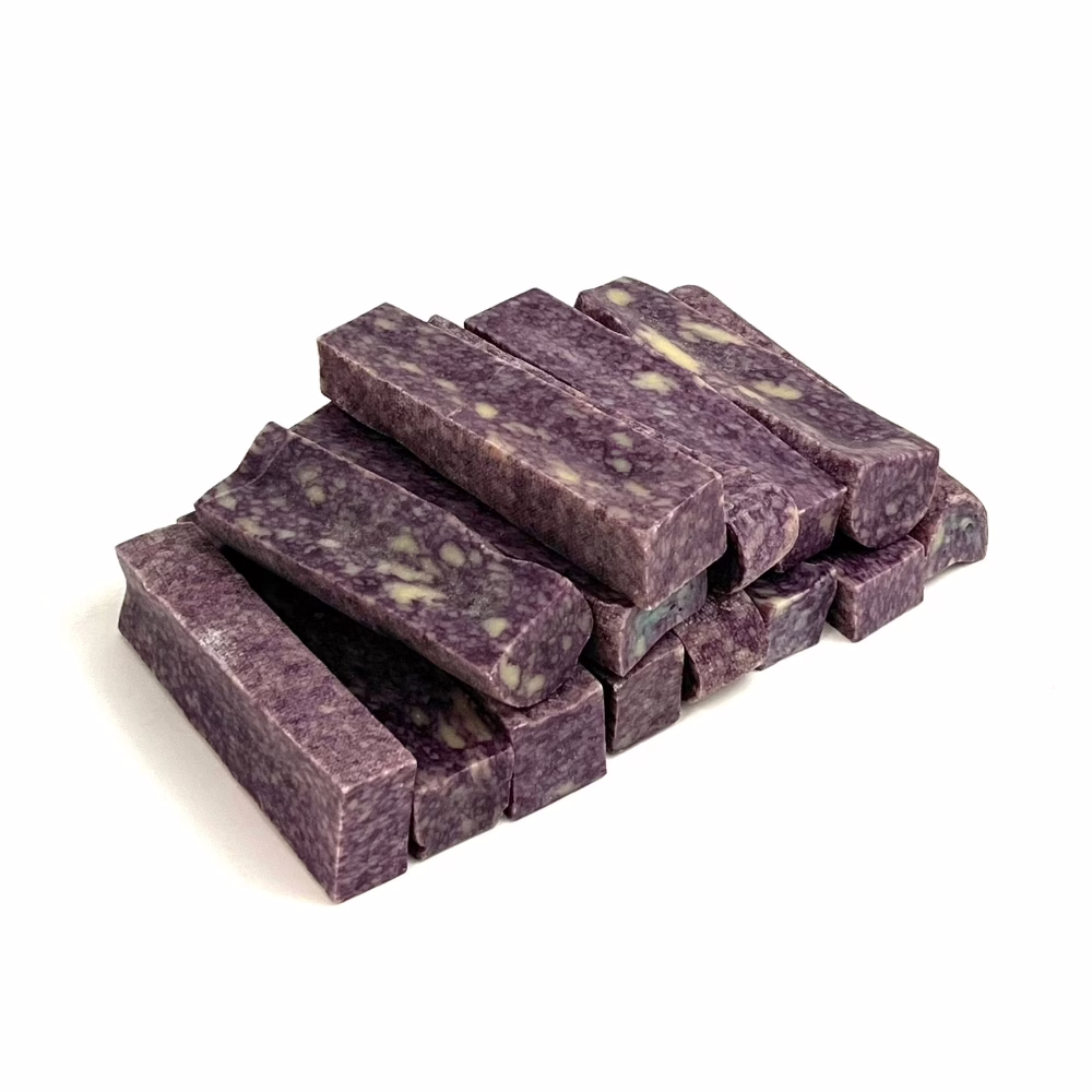 Yak Chews | Blueberry | Large (85-110g) 4 Blueberry Yak Chews in a stack